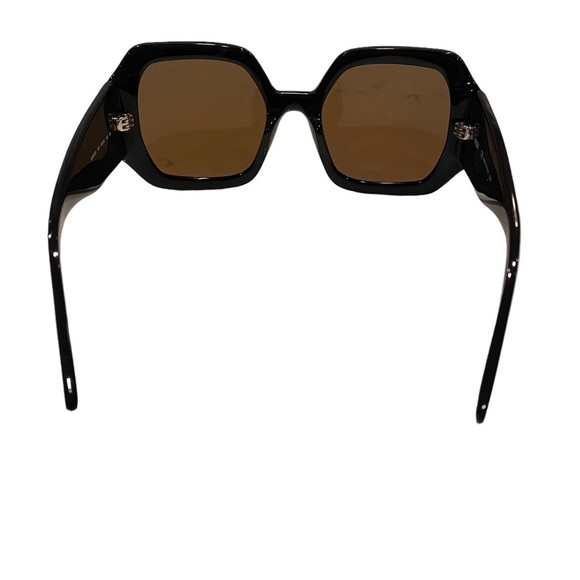 MCM Geometric Sunglasses 709S 002-Gradient-Black/White Leather Inserts - Picture 4 of 15